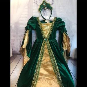 Girls Queen Green and Gold Medieval Princess Dress up Gown Halloween Costume.